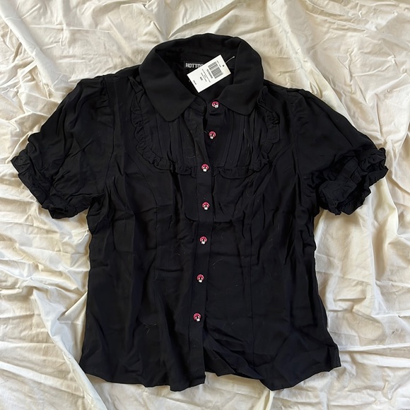 Hot Topic mushroom blouse - Picture 1 of 3
